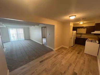 Main picture of 7100 Van Dorn St