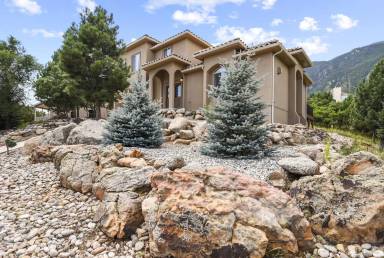 Main picture of 5440 Broadmoor Bluffs Dr