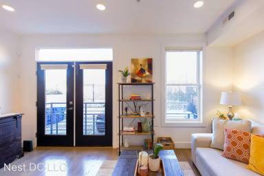 Main picture of 1508 F St NE