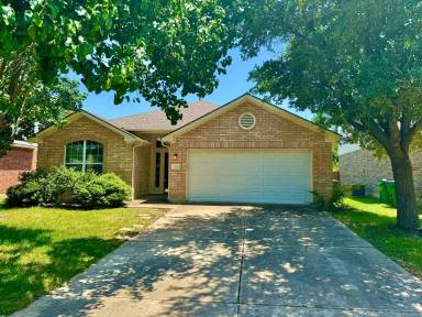 Main picture of 1216 Heritage Park Dr