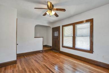Main picture of 1922 Broadview Ct