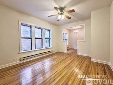 Main picture of 3823 N Fremont St