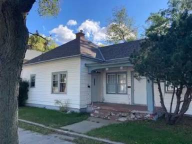 Main picture of 614 N Walnut St