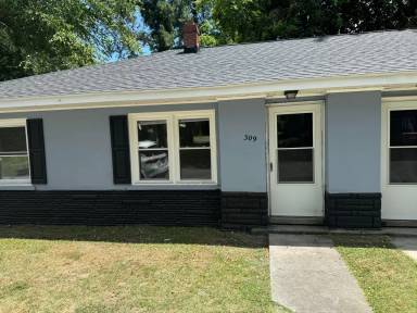 Main picture of 309 E Battle Ave