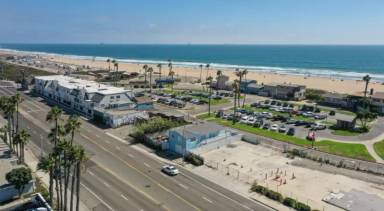 Main picture of 17165 Pacific Coast Hwy