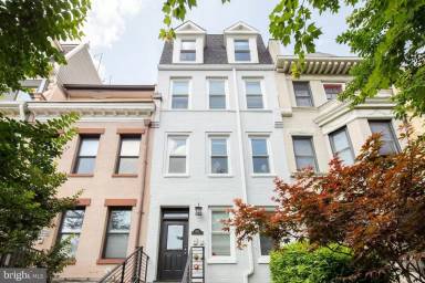 Main picture of 1447 Girard St NW