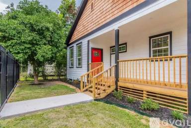 Main picture of 2720 Briley St