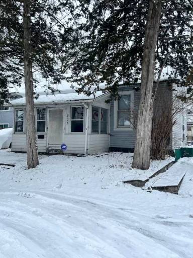 Main picture of 923 Vine St