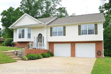 Main picture of 6725 Triton Cir