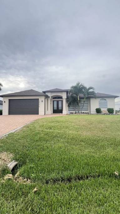 Main picture of 2506 SW 15th Pl