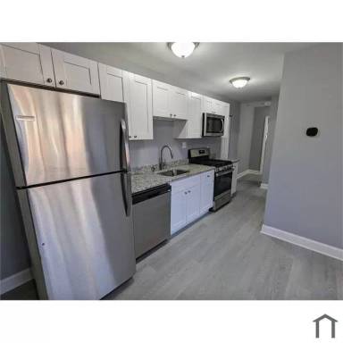 Main picture of 5325 Bass Pl SE