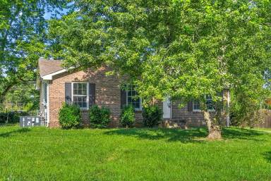 Main picture of 3444 Arvin Dr