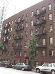 Main picture of 150 E 84th St