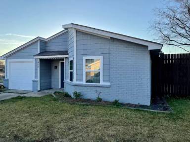 Main picture of 472 Jones St