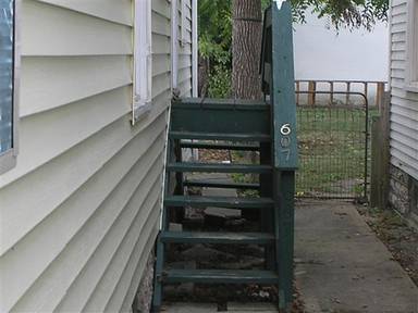 Main picture of 605 Ross Ave