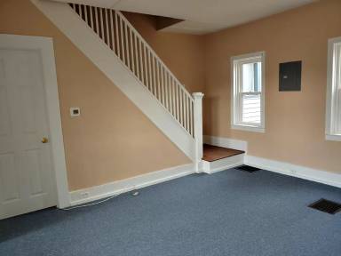Main picture of 156 S Fulton St