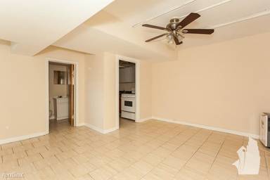 Main picture of 2884-2888 N Clark St Apartments