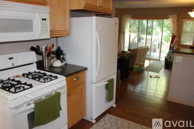 Main picture of 3037 Dundee Ln