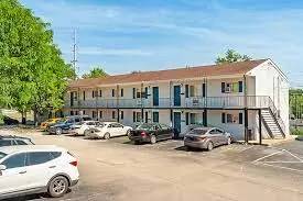 Main picture of 15 N West St