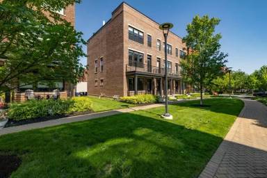 Main picture of 297 Auden Ave