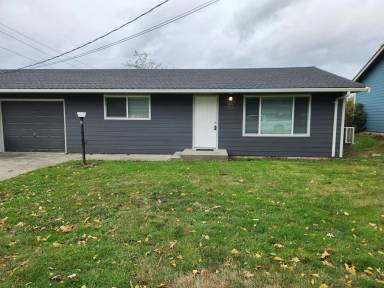 Main picture of 2505 Yew St