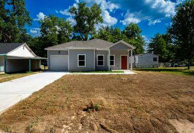 Main picture of 1044 W Ford St