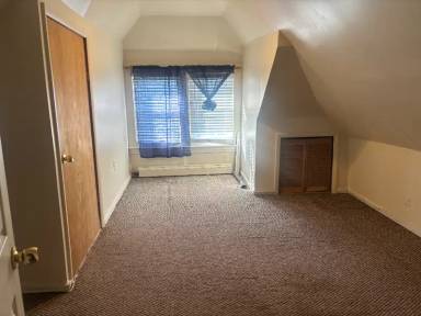 Main picture of 615 Court St
