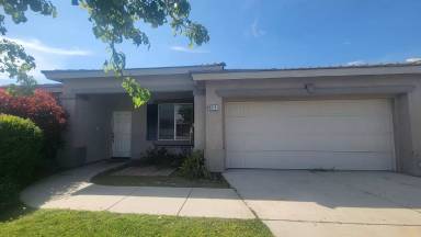 Main picture of 8211 Slider Dr
