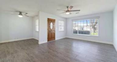 Main picture of 521 Fairview Ave