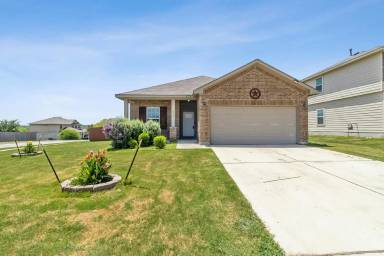 Main picture of 448 Westminster Dr