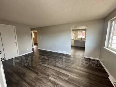 Main picture of 107 Forsyth Dr