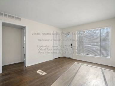 Main picture of 21418 Panama St