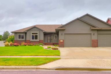 Main picture of 7905 S Grass Creek Dr