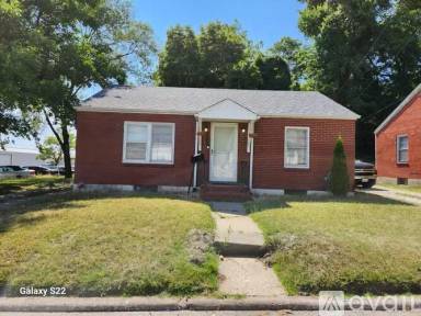 Main picture of 194 Sering Ave