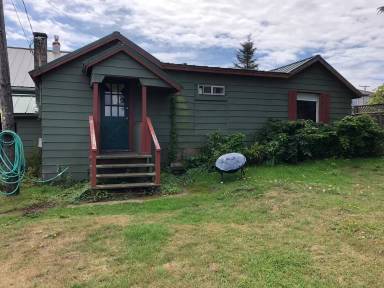 Main picture of 105 Northwest Brook Street - 2