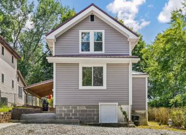 Main picture of 2873 Hemlock St