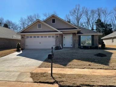Main picture of 158 Abercorn Dr