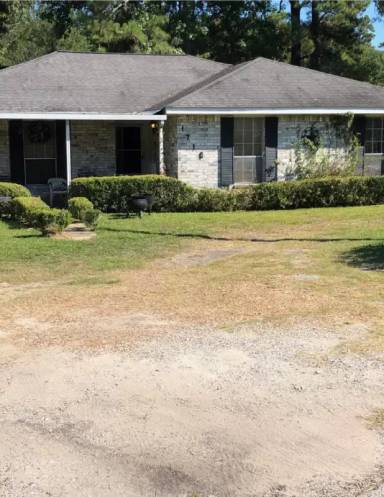 Main picture of 1710 Highway 327