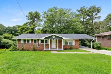 Main picture of 1701 Atherton Cir