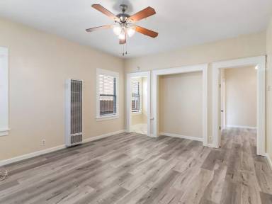 Main picture of 119 Orange Ave
