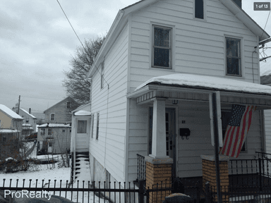 Main picture of 27 Myrick St