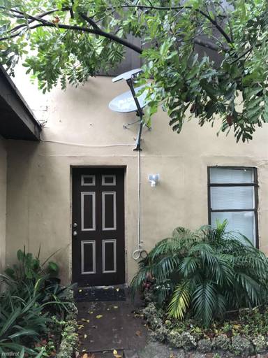 Main picture of 2235 Madison St