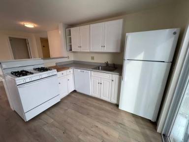 Main picture of 17 Union Ave