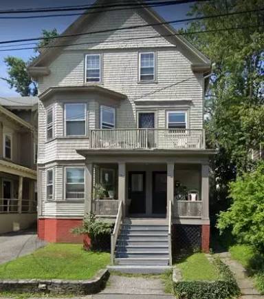 Main picture of 154 Taber Ave