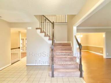 Main picture of 14 Tabatha Cir