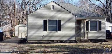 Main picture of 2216 SW Macvicar Ave