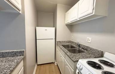Main picture of 714 Clifton Colony Dr