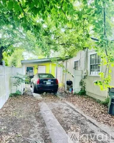 Main picture of 3618 Drexel St