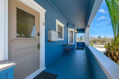 Main picture of 2129 B St