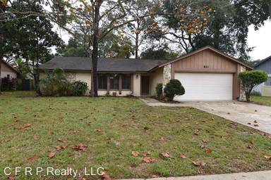 Main picture of 821 Haulover Dr